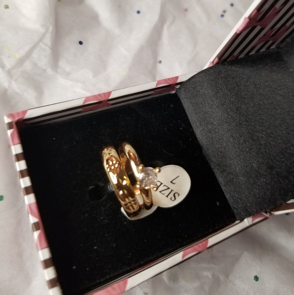 Piatella ring size 7 - Picture 2 of 3